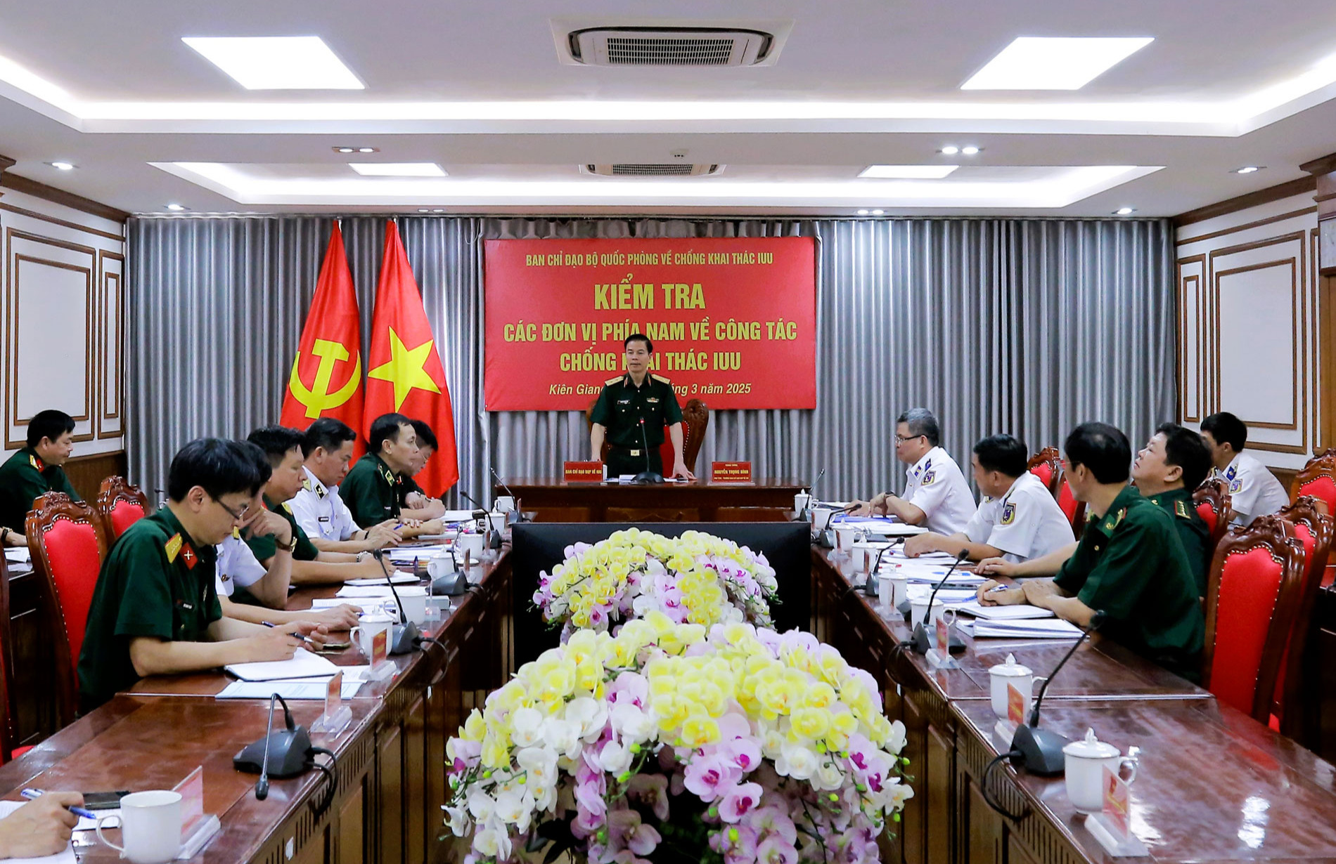 Kiên quyết ngăn chặn tình trạng khai thác hải sản bất hợp pháp, không khai báo và không theo quy định