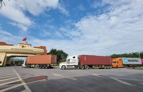 Thương mại biên giới Việt - Lào khởi sắc và tăng trưởng mạnh mẽ