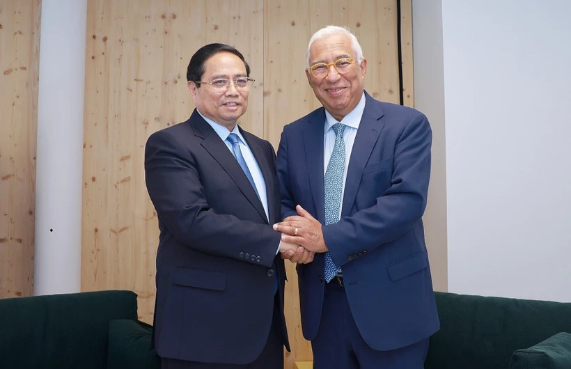 Thủ tướng Chính phủ Phạm Minh Chính gặp Lãnh đạo EU nhân dịp dự Hội nghị Đại dương Liên hợp quốc lần thứ 3