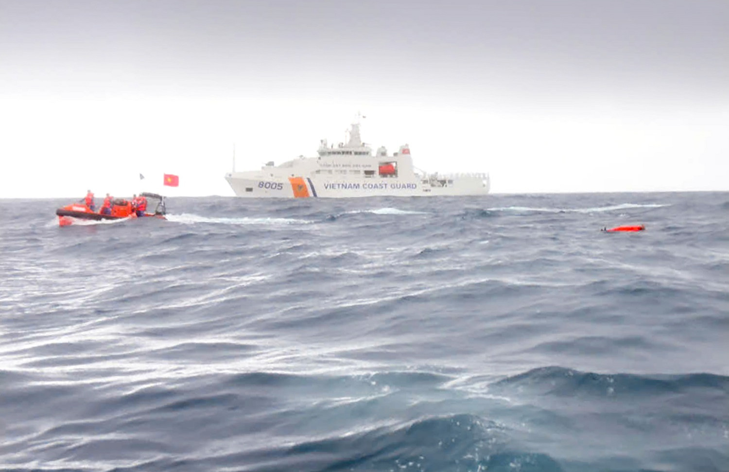 Cảnh sát biển Việt Nam và Lực lượng Bảo vệ bờ biển Ấn Độ luyện tập ứng phó sự cố khẩn cấp