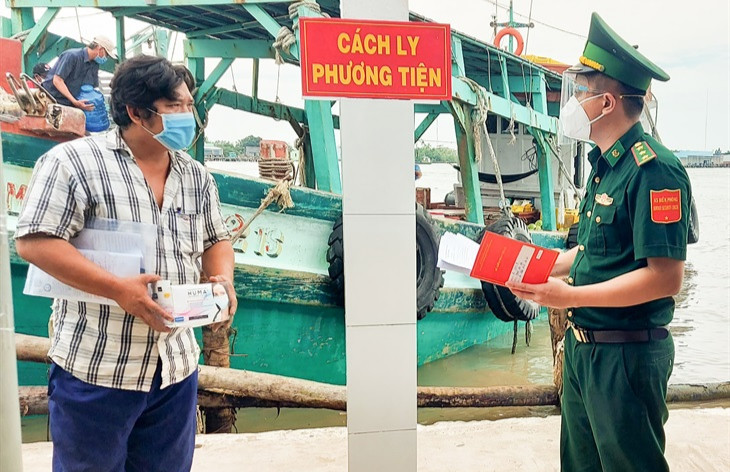 Đồng hành hỗ trợ ngư dân yên tâm bám biển