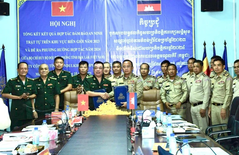 Đắk Lắk và Mondulkiri tăng cường phối hợp bảo đảm an ninh trật tự khu vực biên giới