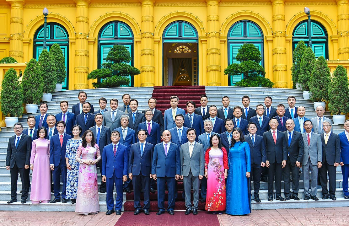 Chủ tịch nước Nguyễn Xuân Phúc gặp mặt thân mật và làm việc với Bộ Ngoại giao nhân dịp Kỷ niệm 77 năm Ngày thành lập ngành ngoại giao