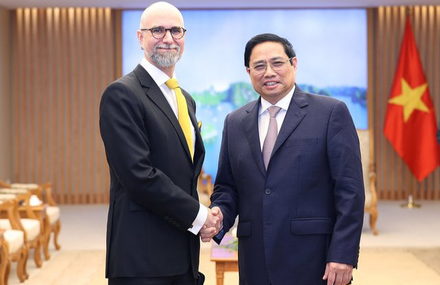 Thủ tướng Chính phủ Phạm Minh Chính tiếp Đại sứ Canada tại Việt Nam Shawn Perry Steil