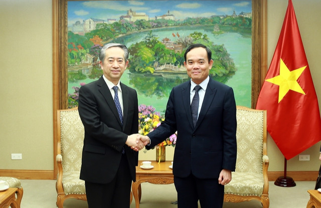 Phó Thủ tướng Trần Lưu Quang tiếp Đại sứ Trung Quốc