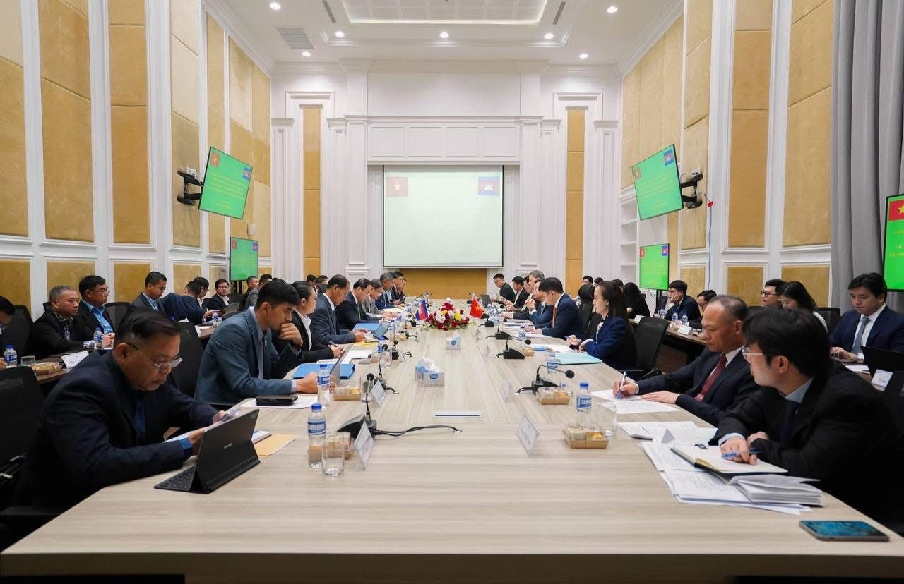 Cuộc họp lần thứ nhất Nhóm Chuyên gia Việt Nam - Campuchia về dự thảo Hiệp định giữa hai Chính phủ về quản lý cửa khẩu biên giới trên đất liền