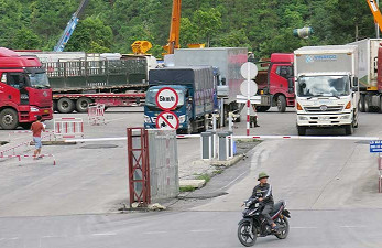 Lạng Sơn tạo động lực tăng trưởng kinh tế cửa khẩu