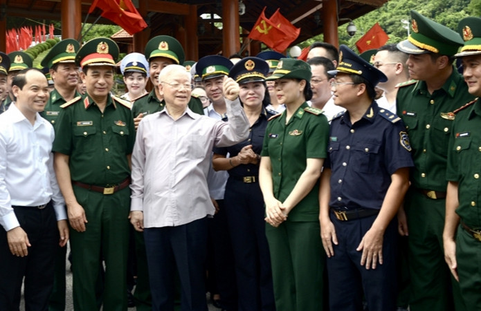 Tổng Bí thư Nguyễn Phú Trọng thăm Cửa khẩu Quốc tế Hữu Nghị (Lạng Sơn)