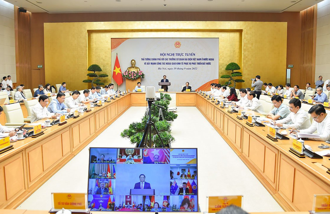 Hội nghị trực tuyến Thủ tướng Chính phủ với các Trưởng cơ quan đại diện Việt Nam ở nước ngoài về đẩy mạnh công tác ngoại giao kinh tế phục vụ phát triển đất nước