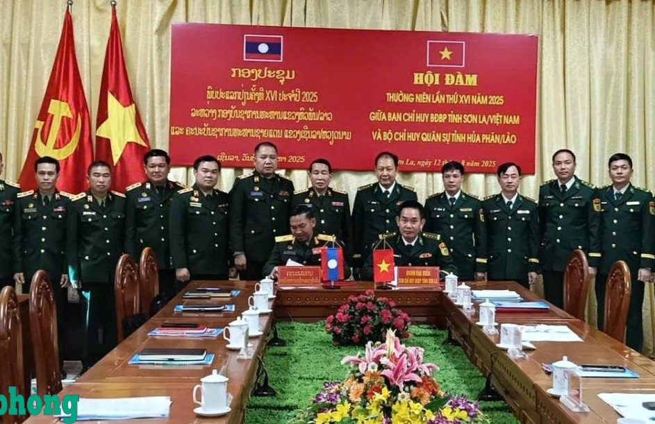   Hội đàm thường niên giữa Ban Chỉ huy BĐBP tỉnh Sơn La và Bộ Chỉ huy Quân sự tỉnh Hủa Phăn, Lào