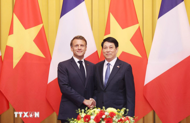 Chủ tịch nước Lương Cường hội đàm với Tổng thống Cộng hoà Pháp Emmanuel Macron