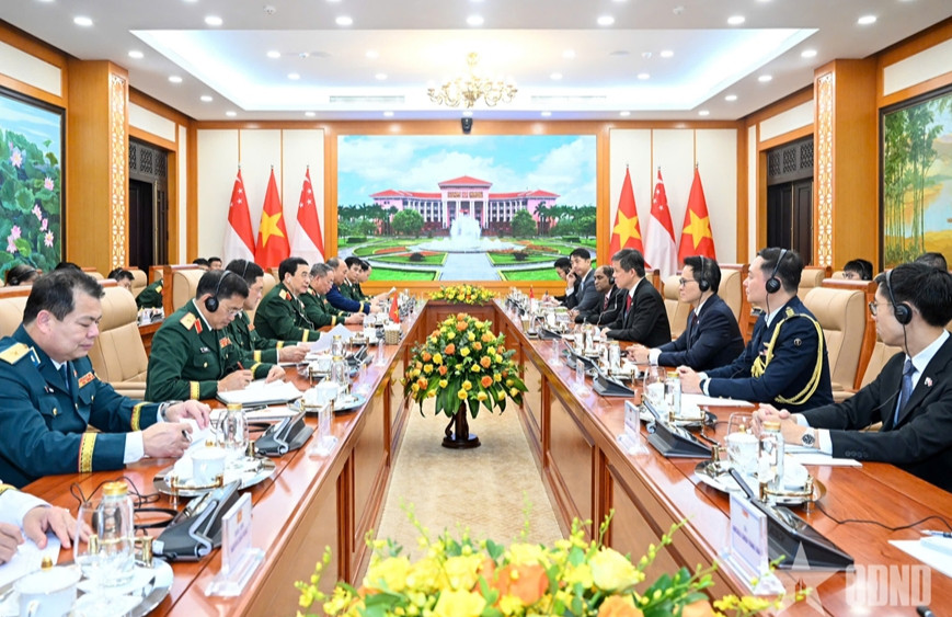   Đại tướng Phan Văn Giang hội đàm với Bộ trưởng Quốc phòng Singapore