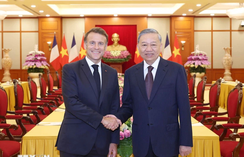 Tổng Bí thư Tô Lâm hội kiến Tổng thống Pháp Emmanuel Macron
