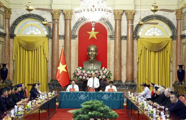 Chủ tịch nước gặp mặt đại biểu đồng bào dân tộc thiểu số tỉnh Cao Bằng