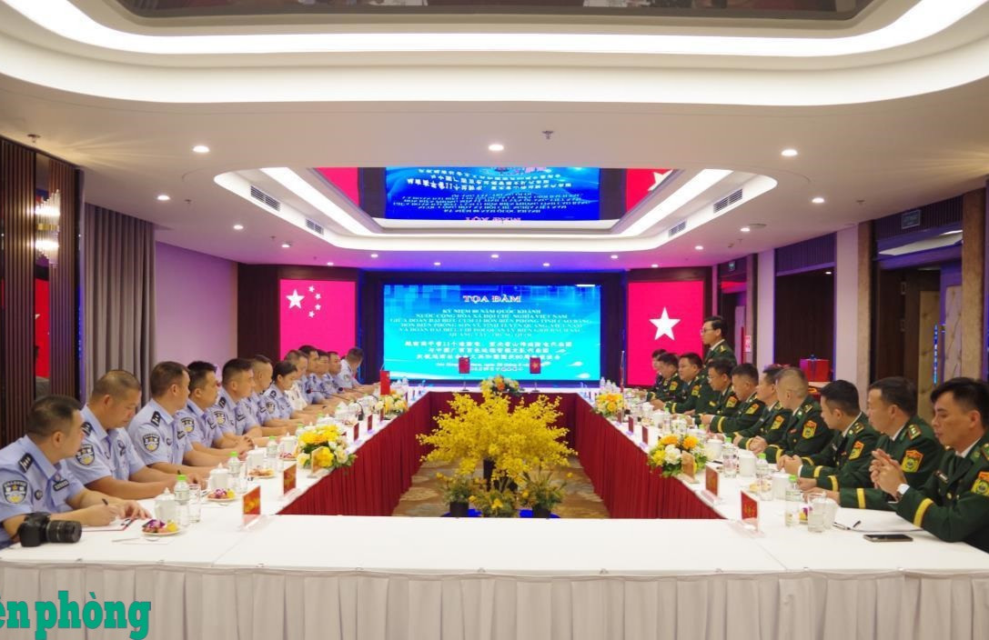 Tọa đàm giữa cụm 12 đồn Biên phòng Việt Nam và Chi đội Quản lý Biên giới Bách Sắc, Quảng Tây, Trung Quốc