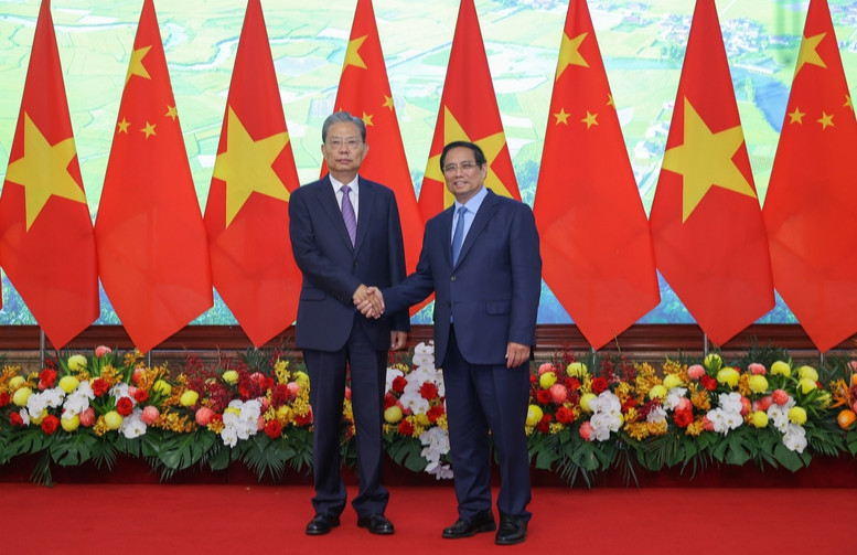 Thủ tướng Chính phủ Phạm Minh Chính hội kiến Ủy viên trưởng Nhân đại toàn quốc Trung Quốc Triệu Lạc Tế