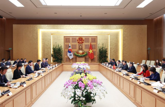 Thủ tướng Chính phủ Phạm Minh Chính hội kiến với Chủ tịch Quốc hội Hàn Quốc Kim Jin Pyo