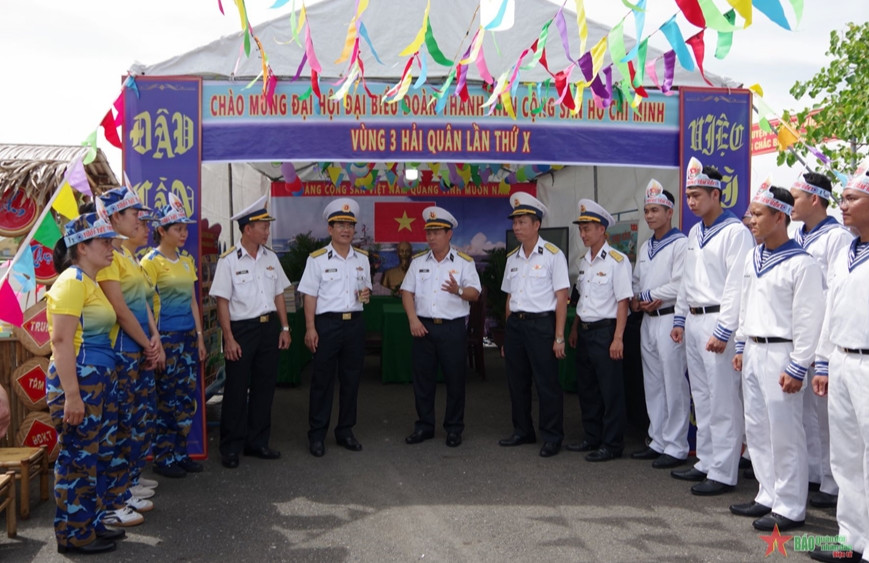 Vùng 3 Hải quân tổ chức Hội trại “Tuổi trẻ giữ biển”