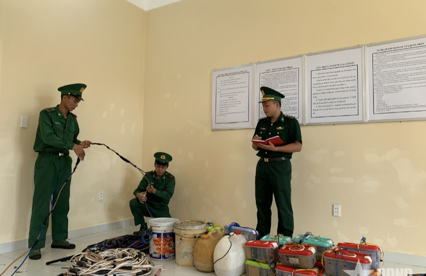 Cuộc chiến giữ màu xanh của biển